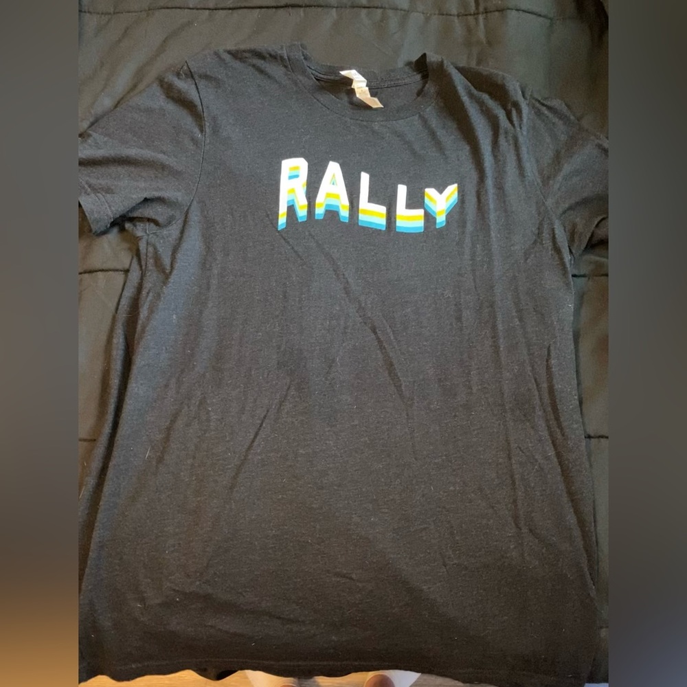Women’s Large Black Rally Tshirt